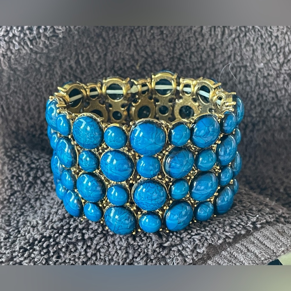 Azure Blue stretch bracelet